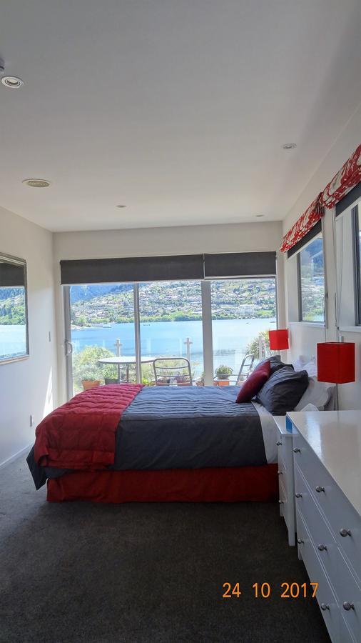 Peninsular Lakefront كوينستاون المظهر الخارجي الصورة